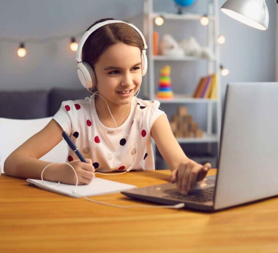 What Is Online Learning and How It Helps Kids- Online Degree Right for You